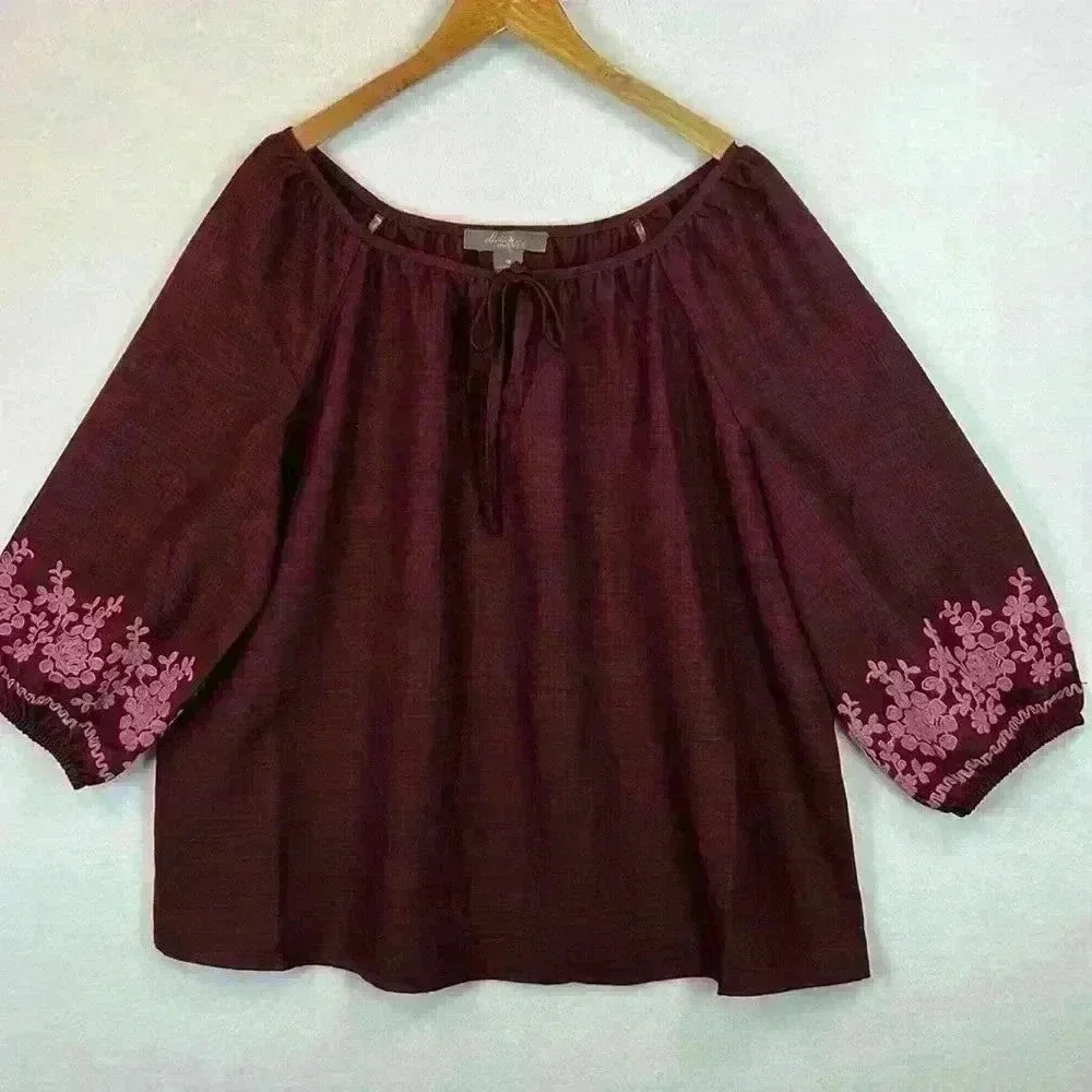 Olivia & Martin Peasant / Boho Top Women’s 1X Merlot Embroidered